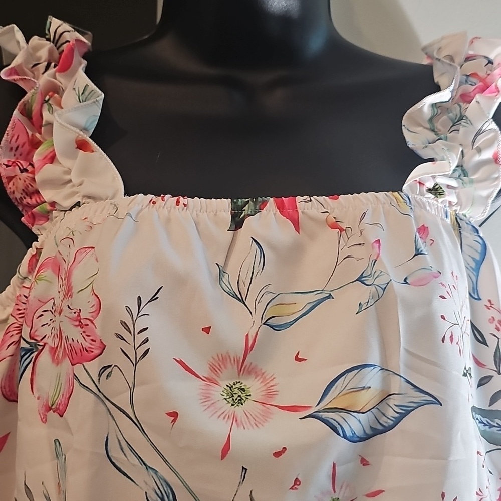 SHE + Sky Floral Ruffle Strap Top - Picture 3 of 7